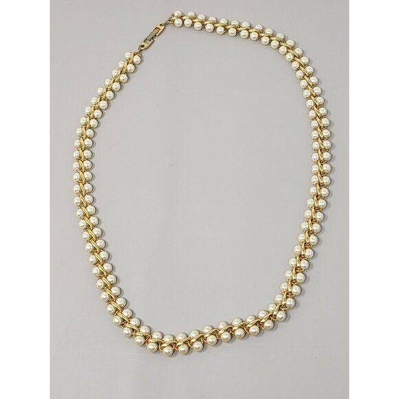 Vintage Napier Gold Tone Necklace With Faux Pearls‎ Costume Jewelry - Picture 1 of 4